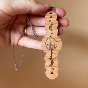 ACOTAR Feyre’s tattoo pendant necklace